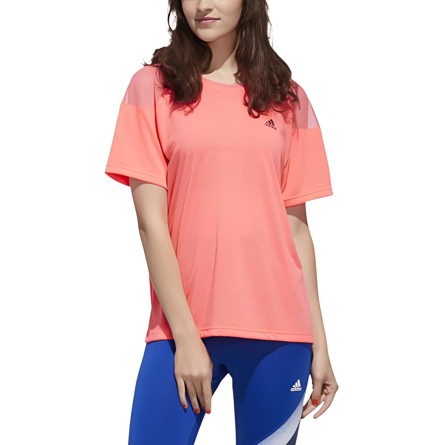 Женская розовая футболка AEROREADY Adidas
Женская розовая футболка AEROREADY Adidas