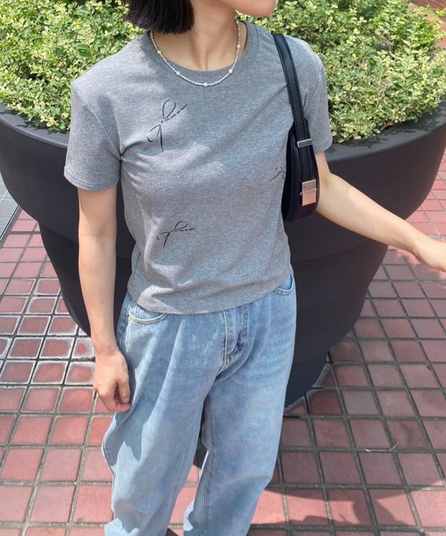 Футболка с лентой Mebole, серый
Футболка с лентой Mebole, серый