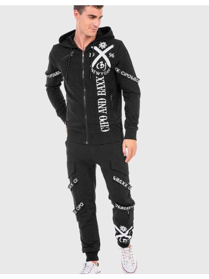 Cipo & Baxx Домашняя одежда черного цвета
Cipo & Baxx Домашняя одежда черного цвета