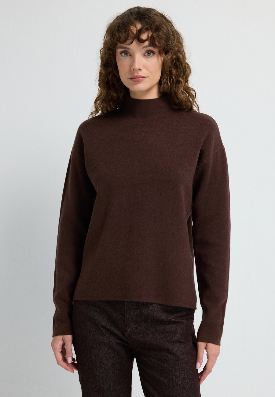 Джемпер adL Jumper, Brown
Джемпер adL Jumper, Brown