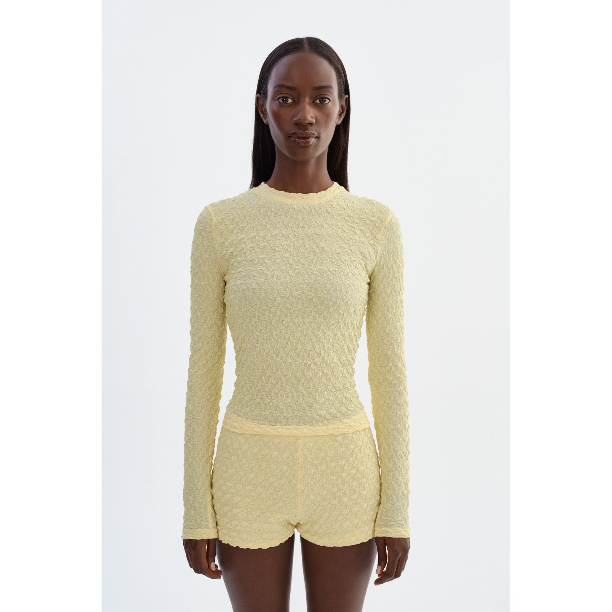 Оана | Топ с длинными рукавами Lamarque, Lemon Icing
Оана | Топ с длинными рукавами Lamarque, Lemon Icing