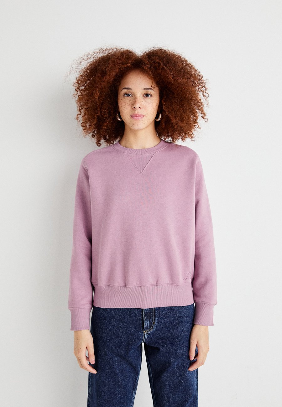 Толстовка Lee RAGLAN CREW, Plumberry/Pink
Толстовка Lee RAGLAN CREW, Plumberry/Pink