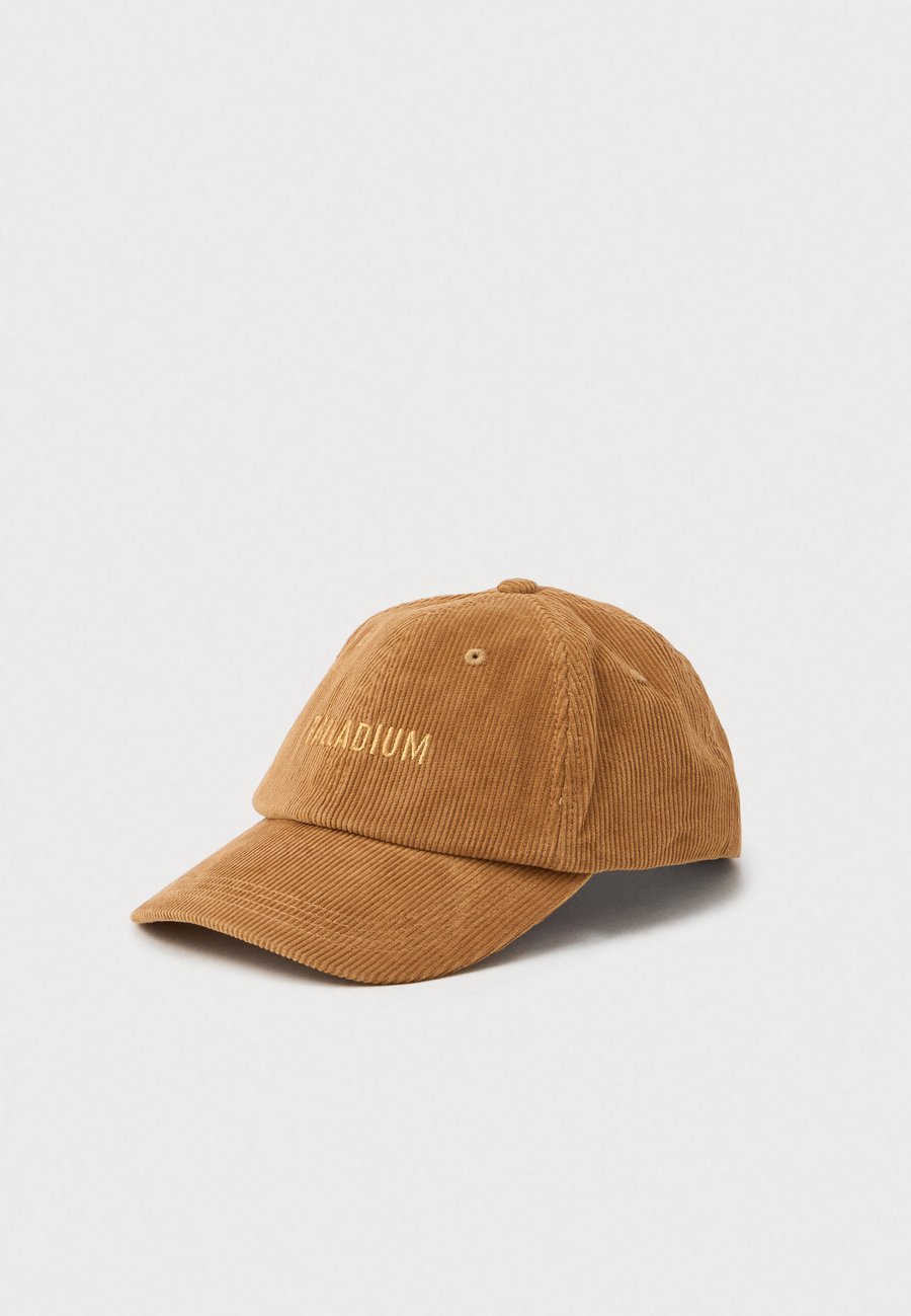 Бейсболка Palladium SIGN CAP UNISEX, Dear Brown/Beige
Бейсболка Palladium SIGN CAP UNISEX, Dear Brown/Beige