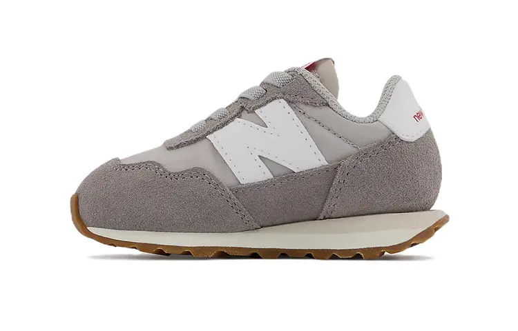 Обувь для малышей New Balance NB 237 TD
Обувь для малышей New Balance NB 237 TD
