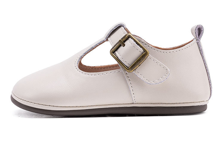 Обувь для малышей EBMINI, бежевый
Обувь для малышей EBMINI, бежевый