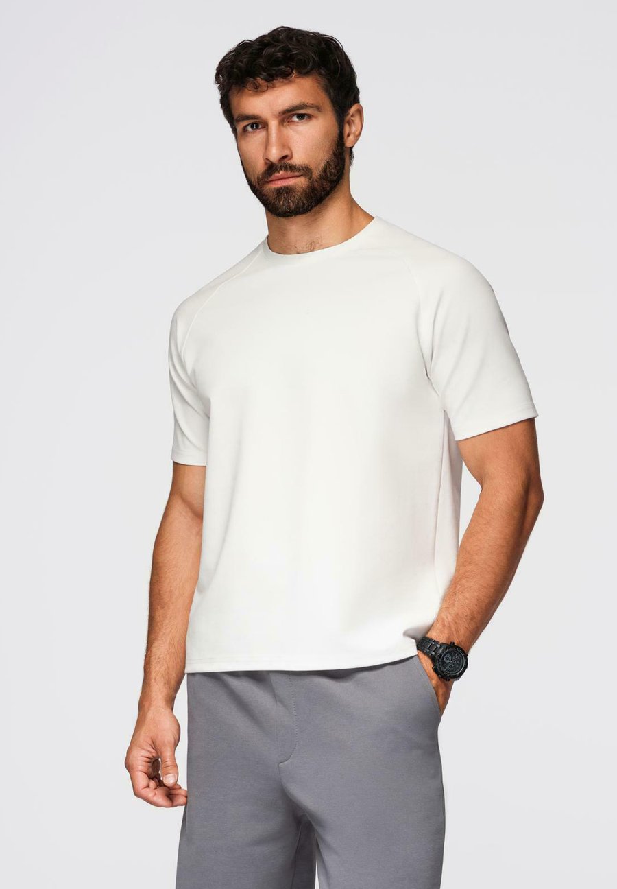 Футболка Ombre Basic T-shirt, Off White/White, Белый, Футболка Ombre Basic T-shirt, Off White/White
Футболка Ombre Basic T-shirt, Off White/White, Белый, Футболка Ombre Basic T-shirt, Off White/White