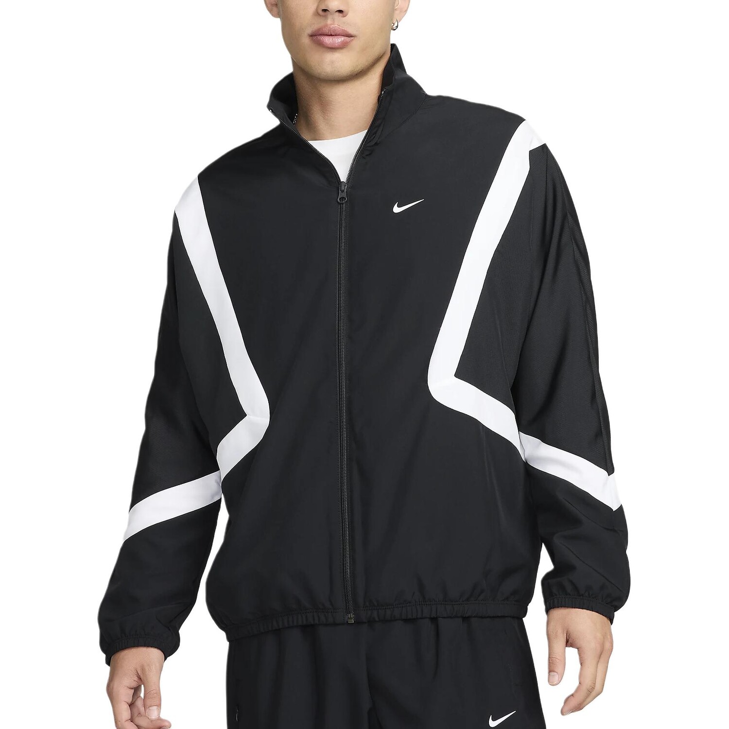 Куртка мужская черная Nike, черный 
Куртка мужская черная Nike, черный