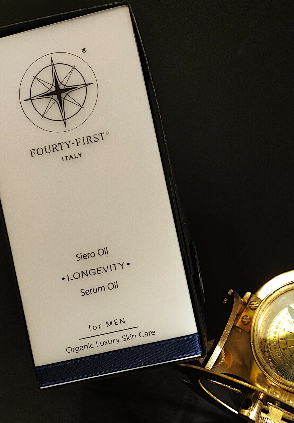 Сыворотка FOURTY-FIRST° FACE SERUM LONGEVITY FACE SERUM OIL. NIGHT ADVANCED AGE CONTROL Fourty-First°, бежевый
Сыворотка FOURTY-FIRST° FACE SERUM LONGEVITY FACE SERUM OIL. NIGHT ADVANCED AGE CONTROL Fourty-First°, бежевый