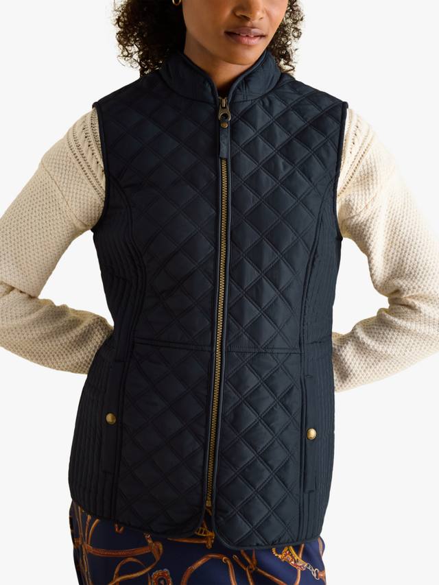 Вышитая стеганая безрукавка Diamond Joules
Вышитая стеганая безрукавка Diamond Joules