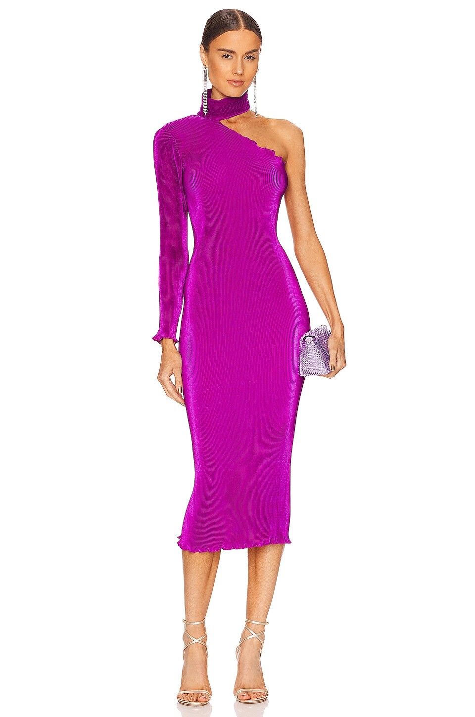 Платье L'IDEE Soiree 90's Sleeved Gown, цвет Grape
Платье L'IDEE Soiree 90's Sleeved Gown, цвет Grape