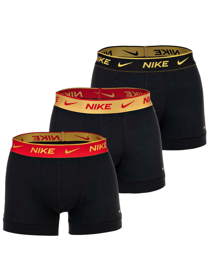 Nike Комплект из 3 боксерских трусов черного, красного и золотого цвета
Nike Комплект из 3 боксерских трусов черного, красного и золотого цвета