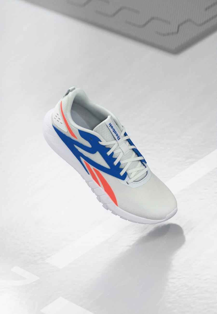 Кроссовки Reebok FLEXAGON ENERGY TR 4, White/Optimum Blue/Flash Orange/White
Кроссовки Reebok FLEXAGON ENERGY TR 4, White/Optimum Blue/Flash Orange/White