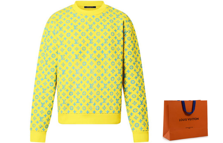 Свитшот с графикой Monogram Rainbow Playground LOUIS VUITTON, shopping bag included
Свитшот с графикой Monogram Rainbow Playground LOUIS VUITTON, shopping bag included