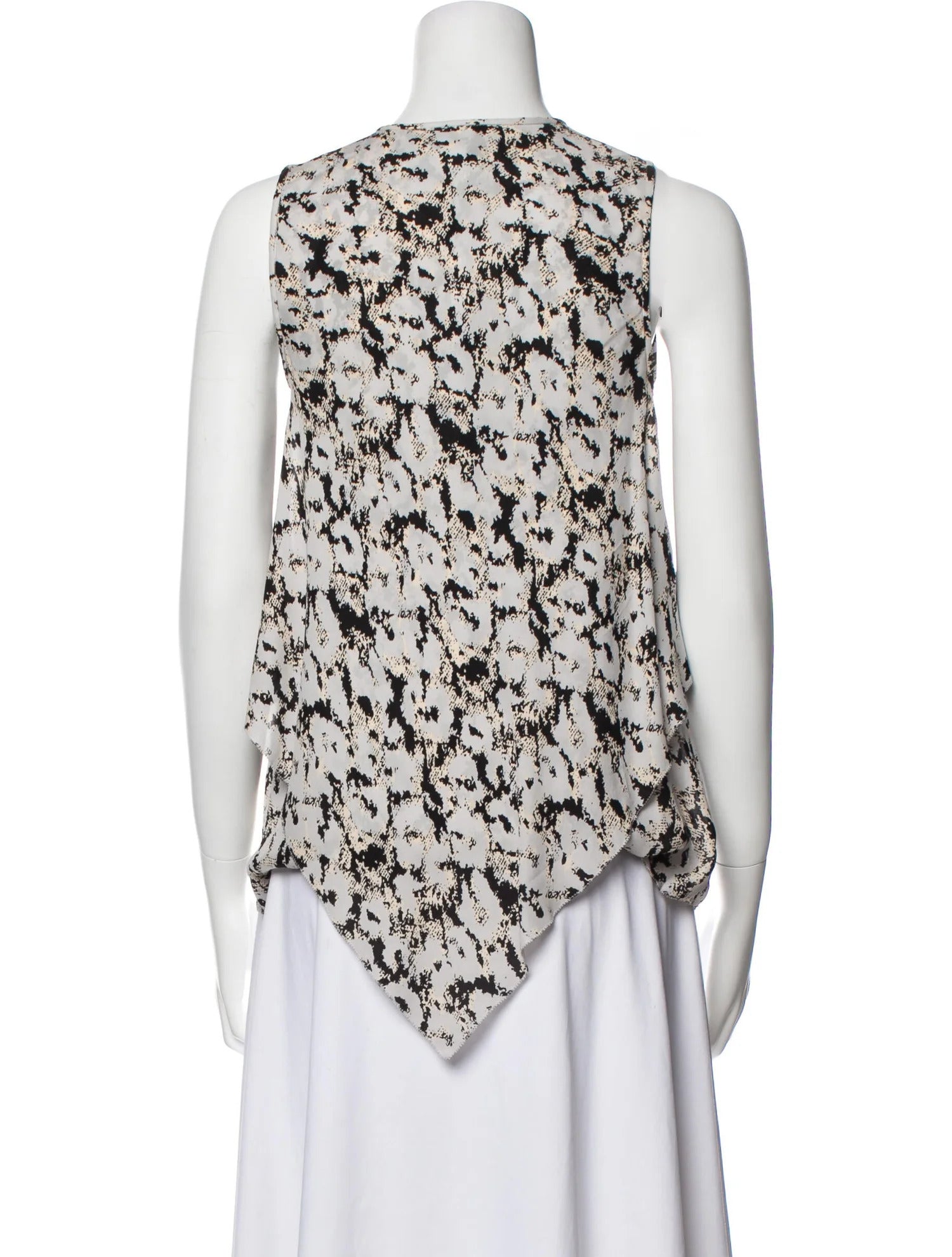 Женская блузка на шнуровке Derek Lam 10 Crosby, цвет multi
Женская блузка на шнуровке Derek Lam 10 Crosby, цвет multi