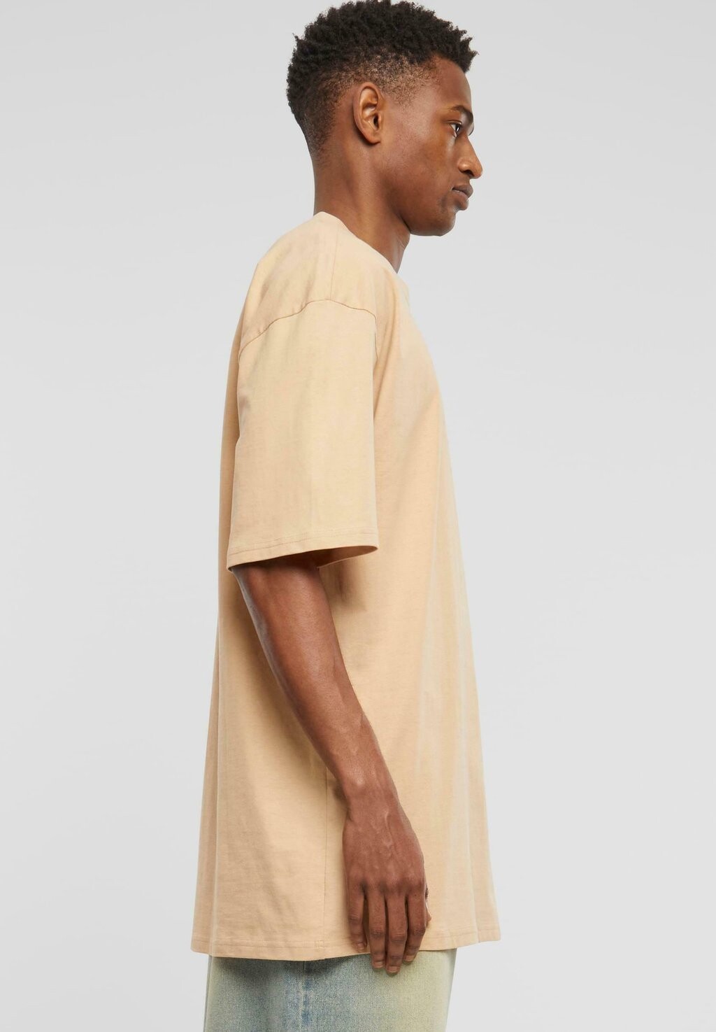 Футболка с принтом Small Signature Essential Karl Kani, коричневая
Футболка с принтом Small Signature Essential Karl Kani, коричневая