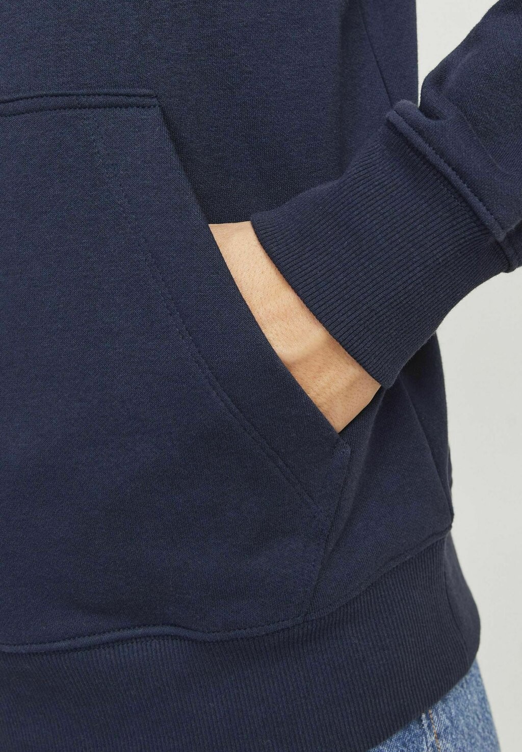 Толстовка с капюшоном JCOOUTDOOR LOGO Jack & Jones, темно-синий
Толстовка с капюшоном JCOOUTDOOR LOGO Jack & Jones, темно-синий