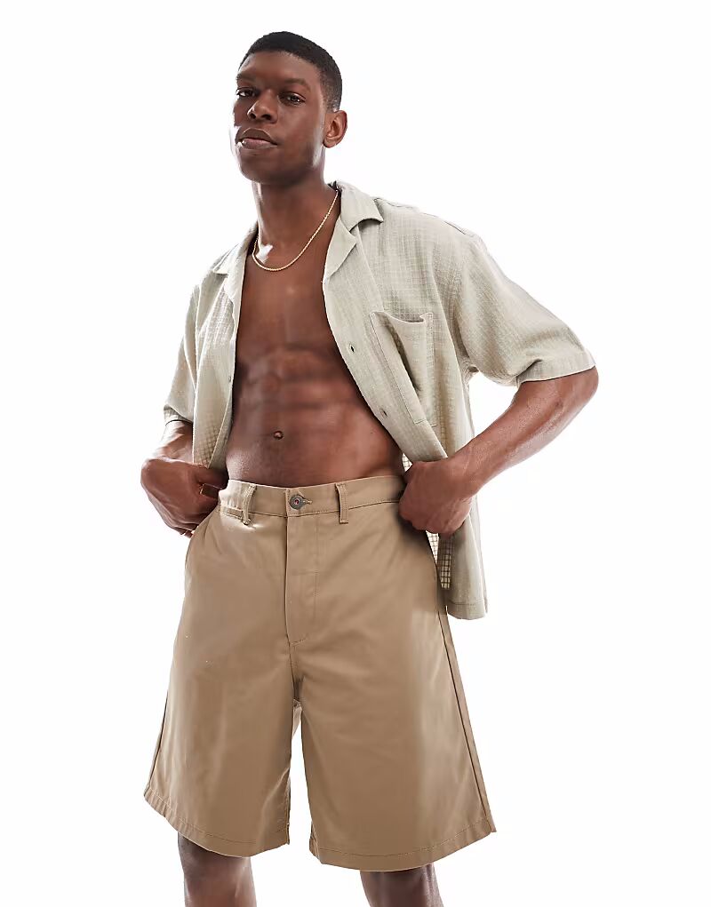 Мешковатые шорты-чиносы Jack & Jones из плотного твила бежевого цвета
Мешковатые шорты-чиносы Jack & Jones из плотного твила бежевого цвета