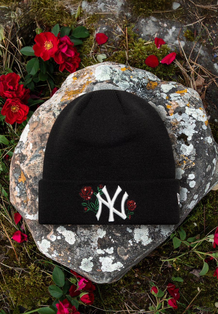 Шапка New Era NEW YORK YANKEES , Black
Шапка New Era NEW YORK YANKEES , Black