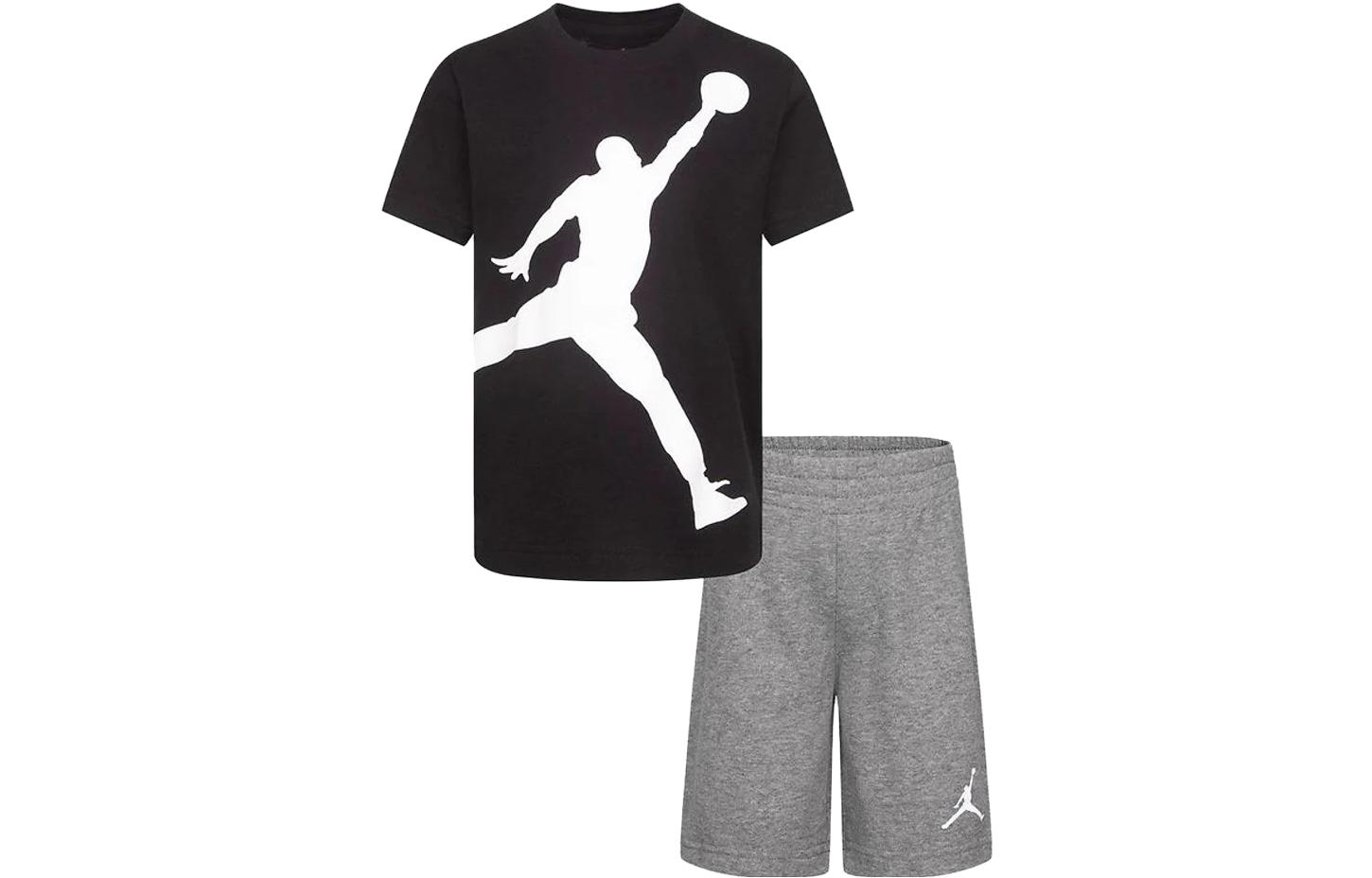 Повседневный спортивный костюм Nike для детей черно-серый
Повседневный спортивный костюм Nike для детей черно-серый