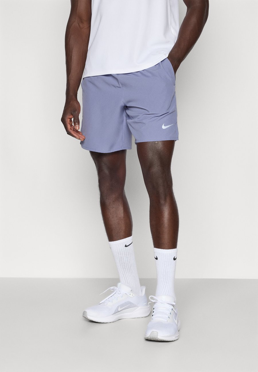 Спортивные шорты Nike Performance CHALLENGER SHORT 2, Iron Purple/Purple
Спортивные шорты Nike Performance CHALLENGER SHORT 2, Iron Purple/Purple