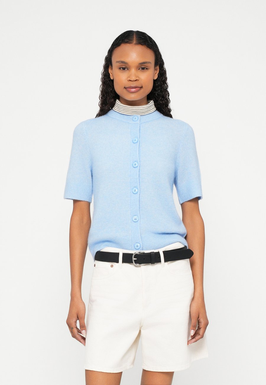Кардиган Samsøe Samsøe NOURA CARDIGAN, Blue
Кардиган Samsøe Samsøe NOURA CARDIGAN, Blue