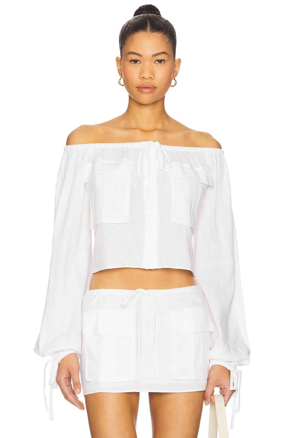 Топ Akiko Guizio, white
Топ Akiko Guizio, white