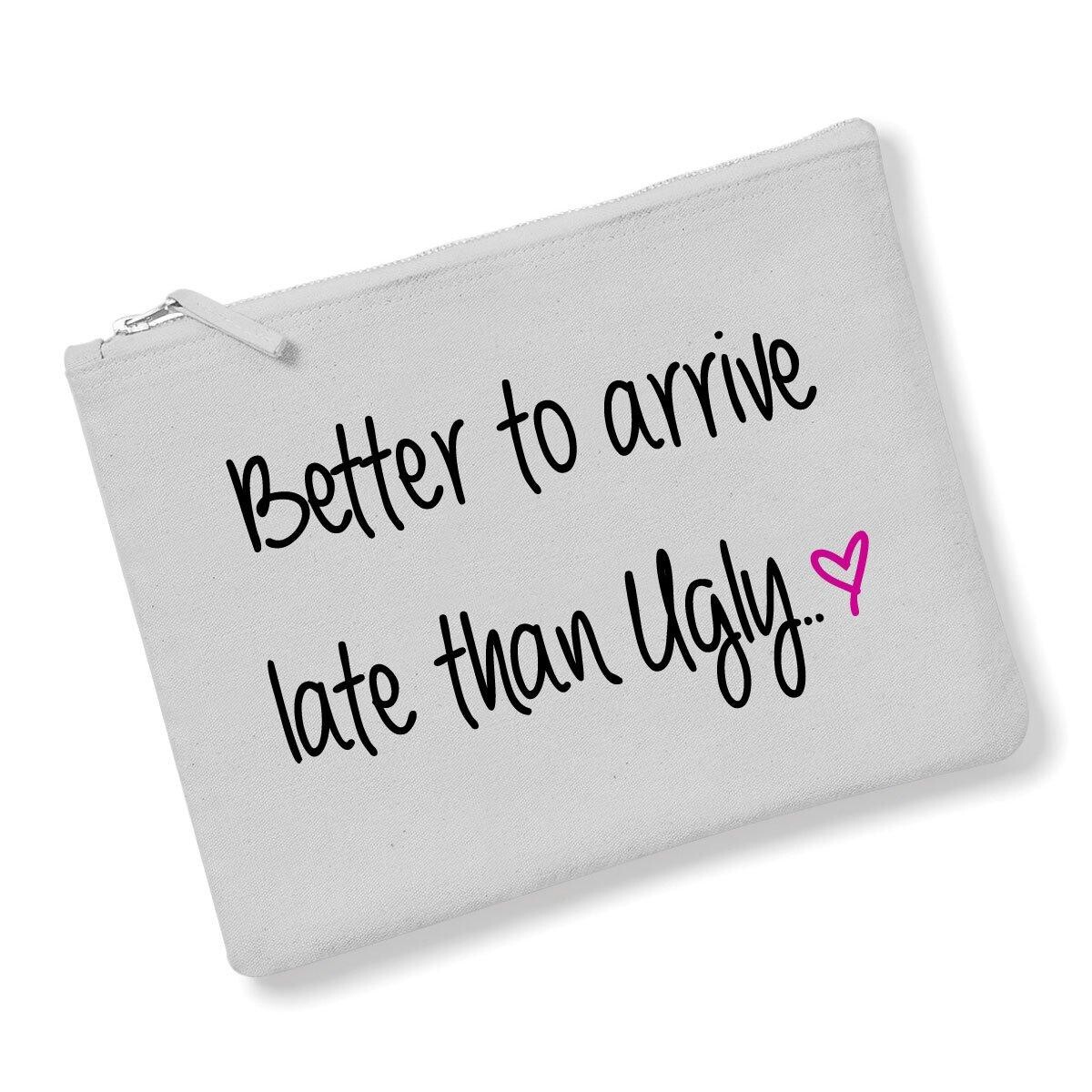 Лучше прийти поздно, чем уродливая косметичка Темно-синяя, Серая или Розовая 60 SECOND MAKEOVER, серый
Лучше прийти поздно, чем уродливая косметичка Темно-синяя, Серая или Розовая 60 SECOND MAKEOVER, серый