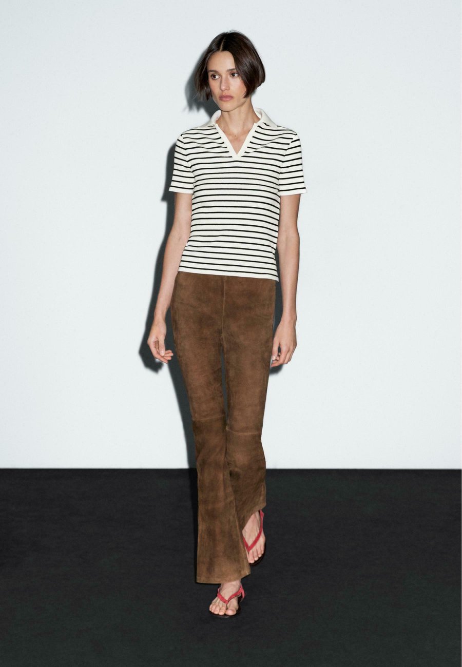 Поло Massimo Dutti STRIPED JOHNNY COLLAR, White
Поло Massimo Dutti STRIPED JOHNNY COLLAR, White