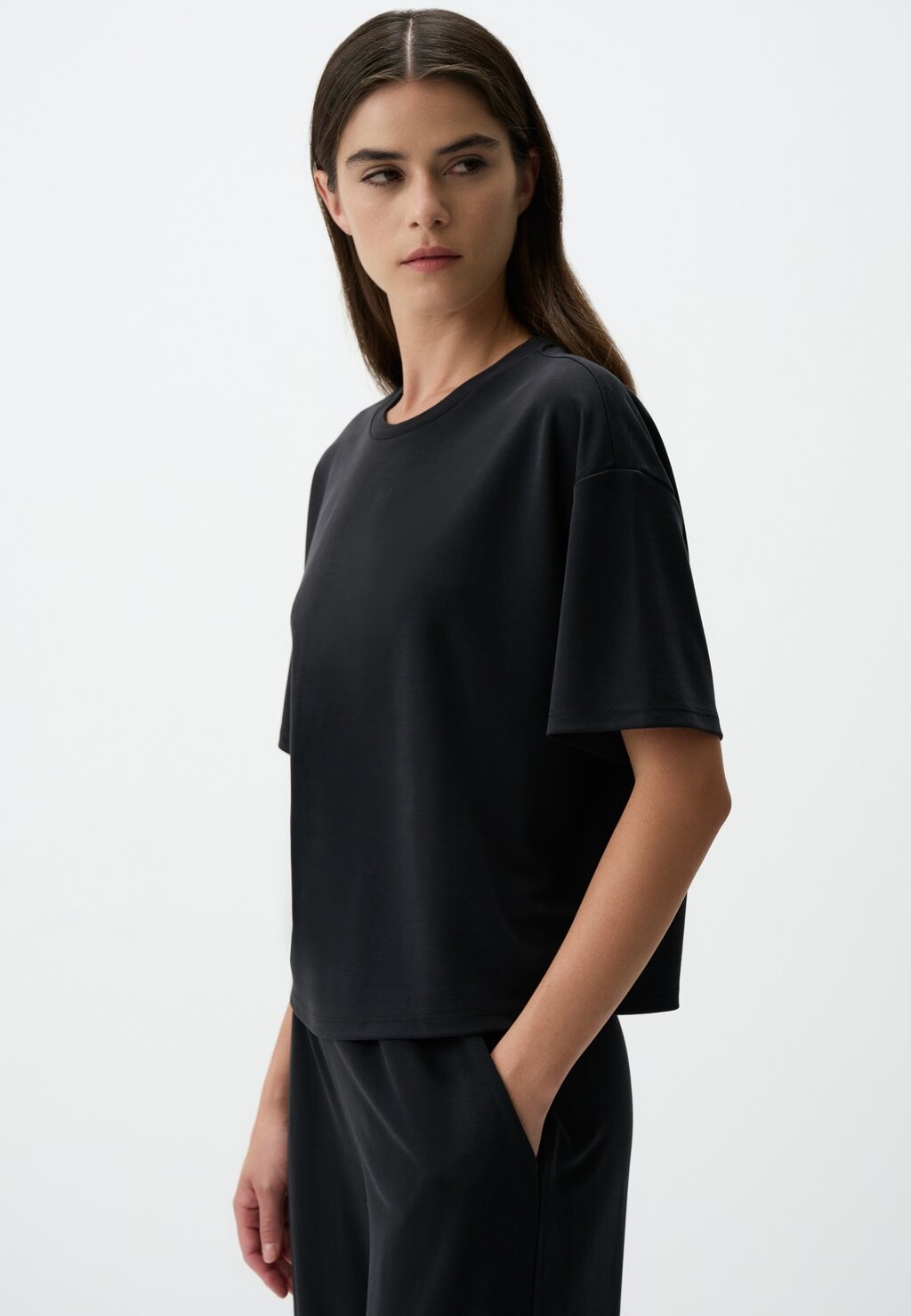 Базовая футболка Jimmy Key, черный
Базовая футболка Jimmy Key, черный