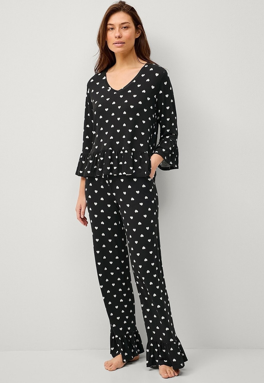 Комплект ночного белья SET Ellos Collection, черный
Комплект ночного белья SET Ellos Collection, черный