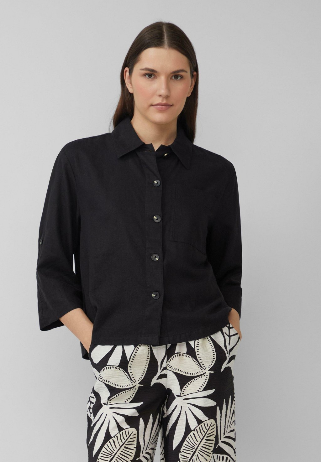 Блузка на пуговицах s.Oliver, черный
Блузка на пуговицах s.Oliver, черный