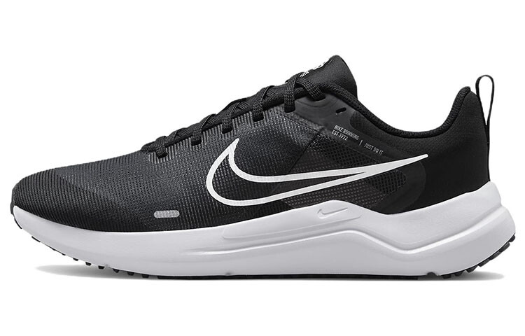 Nike Downshifter 12 черный белый (женские)
Nike Downshifter 12 черный белый (женские)