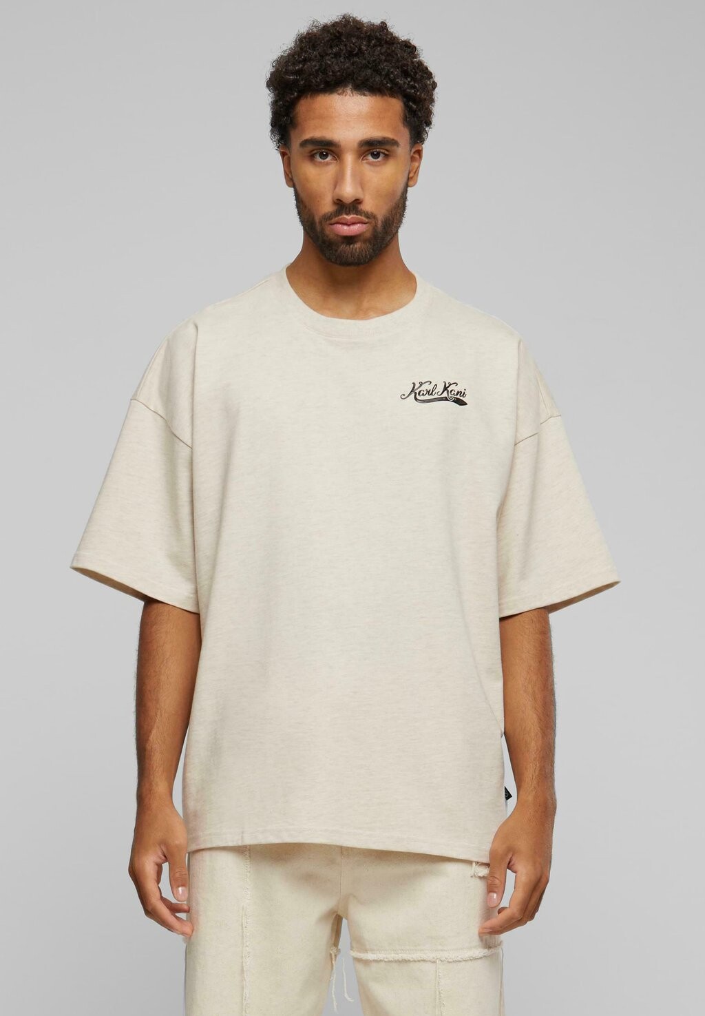 Футболка с принтом SIGNATURE HEAVY BOXY DINER Karl Kani, цвет vanilla melange
Футболка с принтом SIGNATURE HEAVY BOXY DINER Karl Kani, цвет vanilla melange