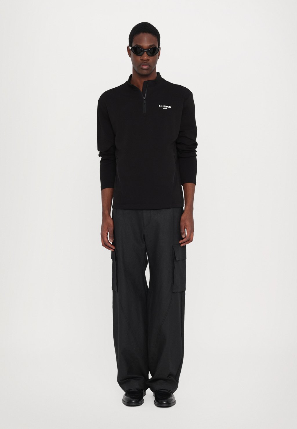 Толстовка HALF ZIP LONG SLEEVE UNISEX Han Kjøbenhavn, черный 
Толстовка HALF ZIP LONG SLEEVE UNISEX Han Kjøbenhavn, черный