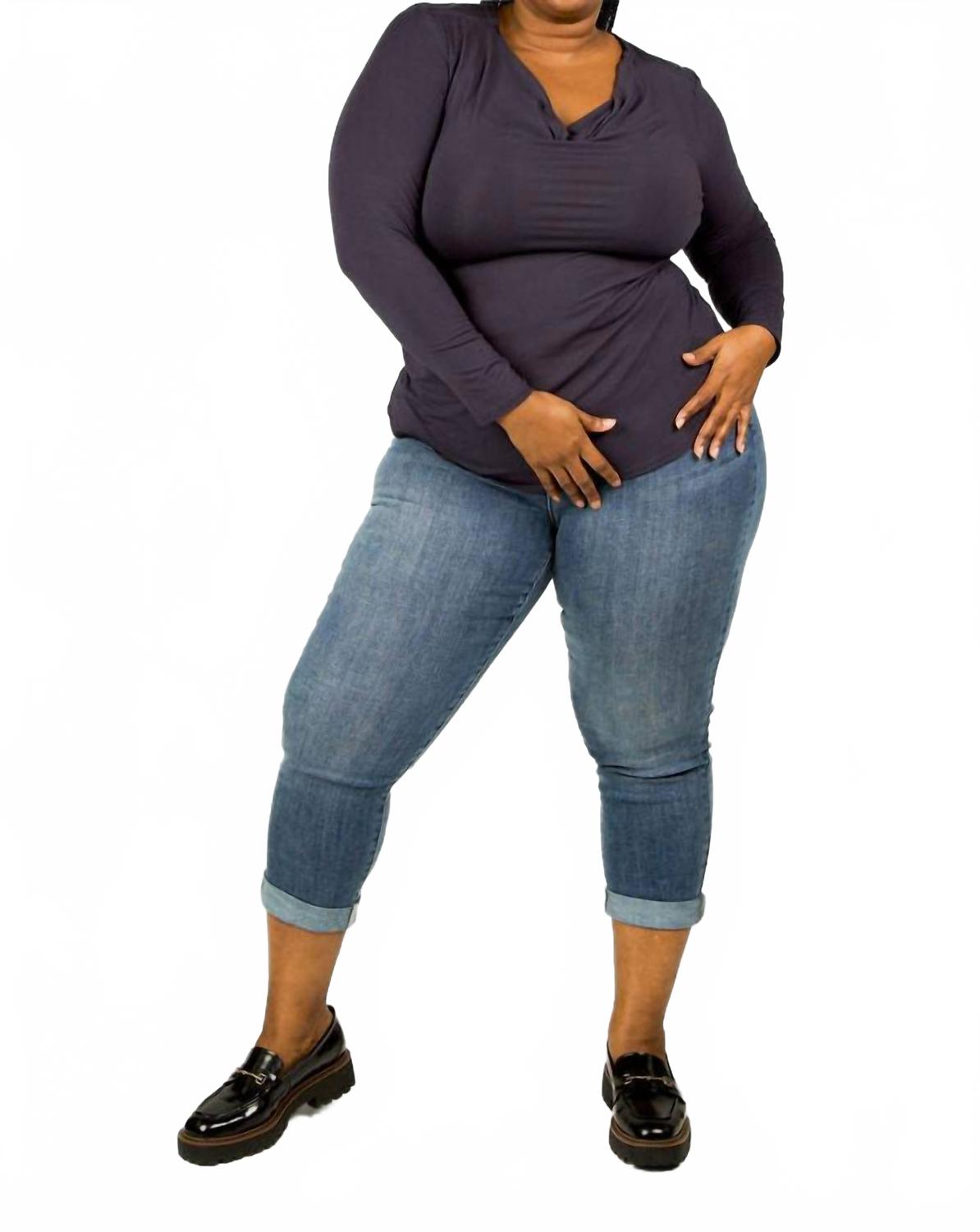 Борсен Топ с длинным рукавом - Плюс в темно-синем Capsule 121
Борсен Топ с длинным рукавом - Плюс в темно-синем Capsule 121