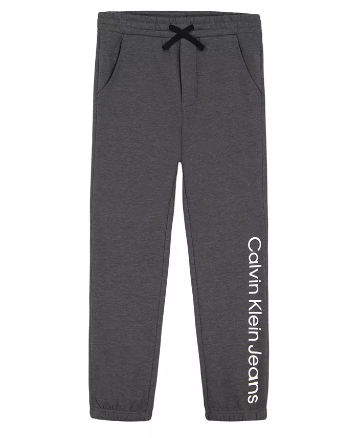 Брюки-джоггеры для мальчиков 8-20 с резинками на манжетах Calvin Klein, серый
Брюки-джоггеры для мальчиков 8-20 с резинками на манжетах Calvin Klein, серый