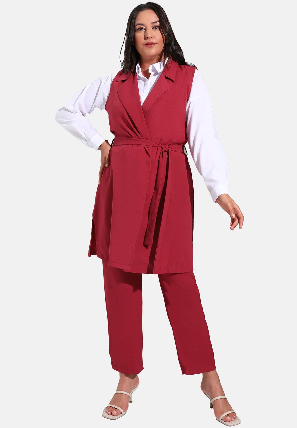 Жилет PLUS SIZE Modanisa, розовый 
Жилет PLUS SIZE Modanisa, розовый