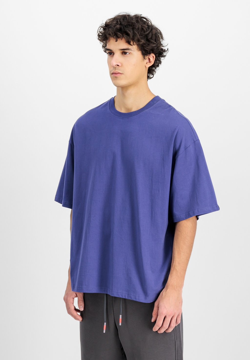 Базовая футболка STUDIO EDITION Alpha Industries, фиолетовый
Базовая футболка STUDIO EDITION Alpha Industries, фиолетовый