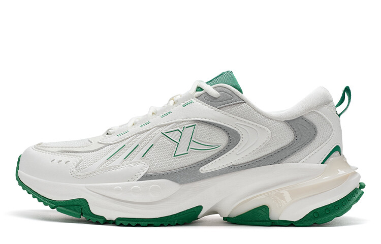 Кроссовки мужские с низким верхом Sail белые/сажевые Xtep, Белый, Кроссовки мужские с низким верхом Sail белые/сажевые Xtep
Кроссовки мужские с низким верхом Sail белые/сажевые Xtep, Белый, Кроссовки мужские с низким верхом Sail белые/сажевые Xtep