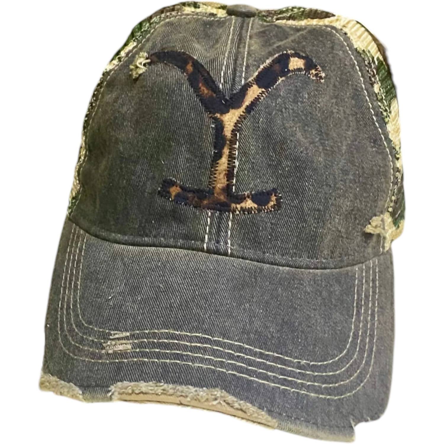 Потертая кепка Yellowstone Trucker черного цвета с камуфляжной сеткой South Texas Treasures
Потертая кепка Yellowstone Trucker черного цвета с камуфляжной сеткой South Texas Treasures