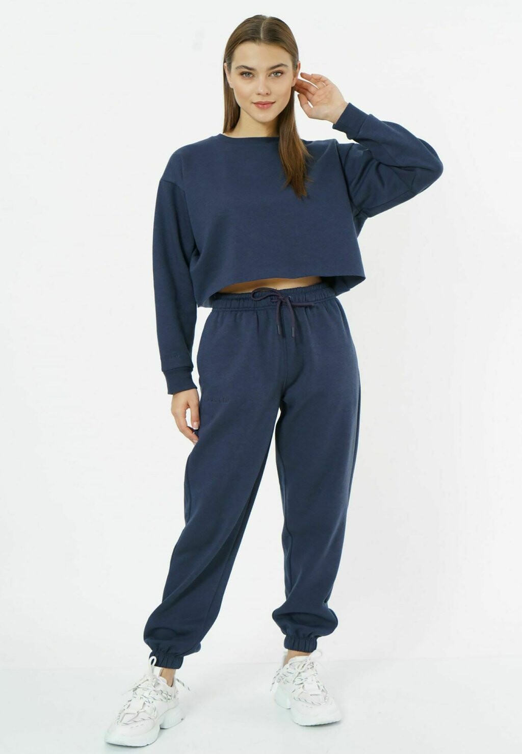 Спортивные брюки PASTEL EOSELIO, цвет navy
Спортивные брюки PASTEL EOSELIO, цвет navy