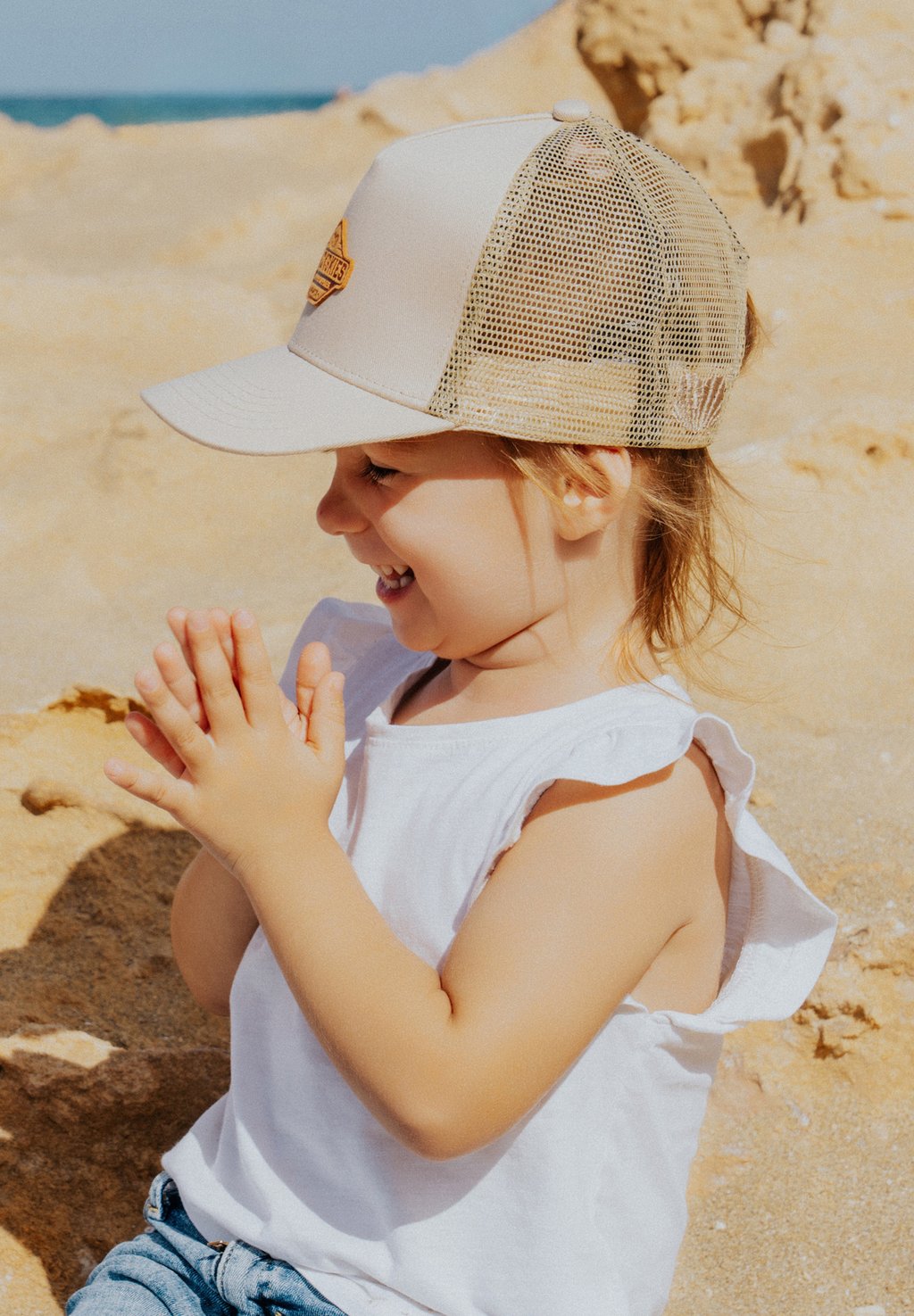 Бейсболка TRUCKER SET OF 2 Blackskies, бежевый
Бейсболка TRUCKER SET OF 2 Blackskies, бежевый