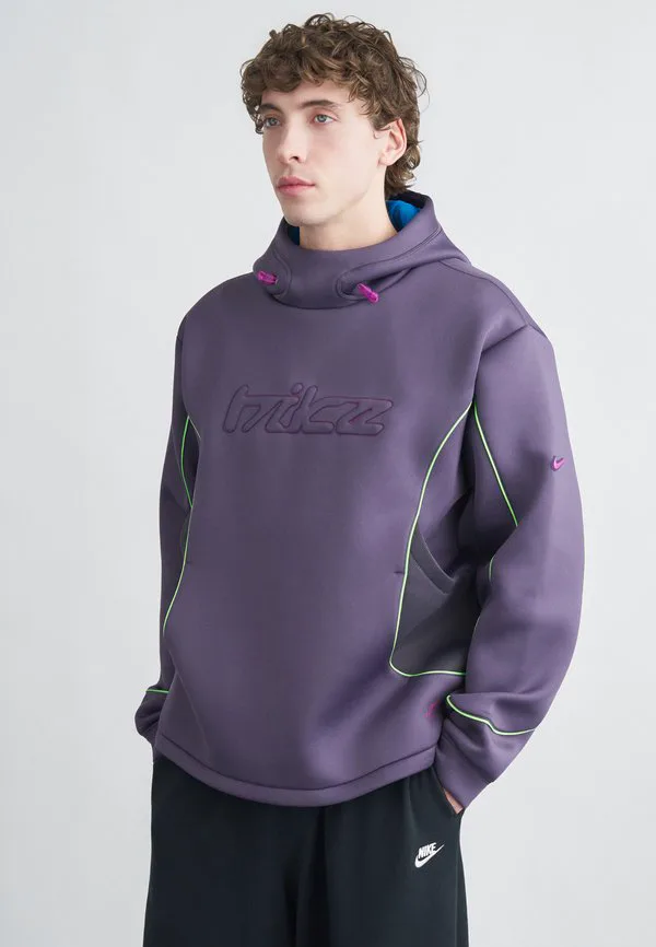 Толстовка с пузырьками Nike Sportswear, Dark Raisin/Brilliant Blue/Voltage Green/Vivid Purple, Зеленый, Толстовка с пузырьками Nike Sportswear, Dark Raisin/Brilliant Blue/Voltage Green/Vivid Purple
Толстовка с пузырьками Nike Sportswear, Dark Raisin/Brilliant Blue/Voltage Green/Vivid Purple, Зеленый, Толстовка с пузырьками Nike Sportswear, Dark Raisin/Brilliant Blue/Voltage Green/Vivid Purple