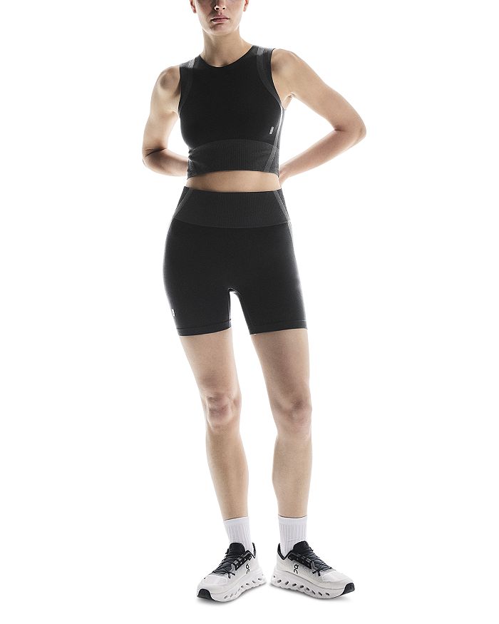 Студийные вязаные шорты-байкеры On, черный
Студийные вязаные шорты-байкеры On, черный