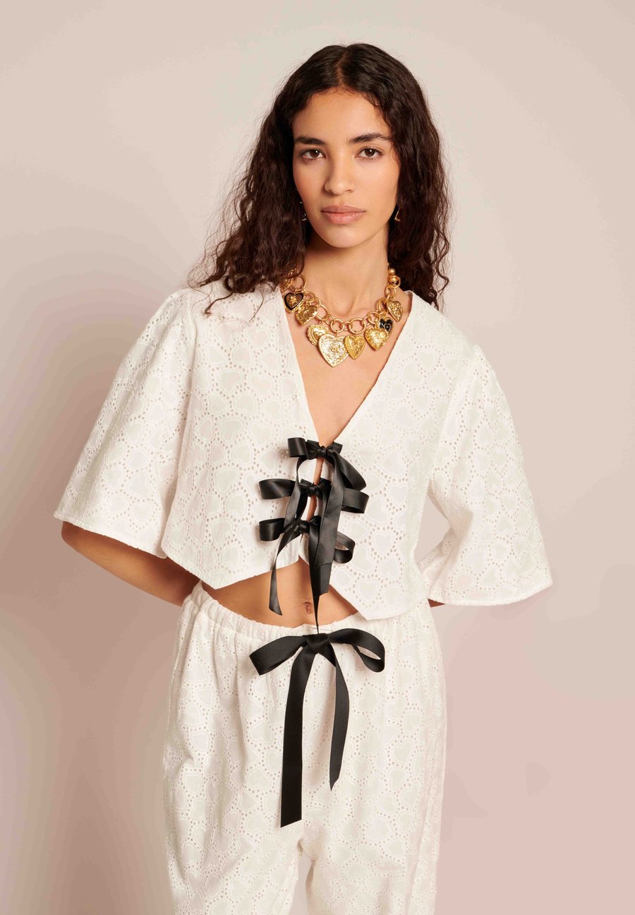 Блуза Sister Jane Blouse, White
Блуза Sister Jane Blouse, White