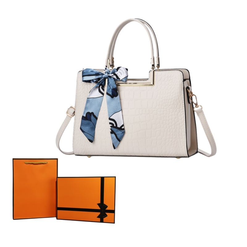 GATOER Женская сумка через плечо, Ecru Shopping Bag+Box
GATOER Женская сумка через плечо, Ecru Shopping Bag+Box