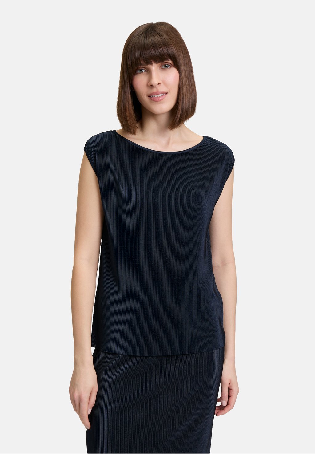 Блуза HAUT FAÇON À PLIS Betty & Co, синий
Блуза HAUT FAÇON À PLIS Betty & Co, синий