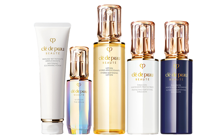 Diamond Advanced Luxury Pet Skincare Sets успокаивающий осветляющий увлажняющий набор из пяти предметов Clé De Peau Beauté
Diamond Advanced Luxury Pet Skincare Sets успокаивающий осветляющий увлажняющий набор из пяти предметов Clé De Peau Beauté