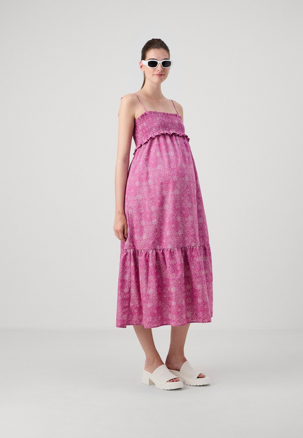 Повседневное платье OLMMILEY STRAP SMOCK MIDI DRESS ONLY MATERNITY, розовый
Повседневное платье OLMMILEY STRAP SMOCK MIDI DRESS ONLY MATERNITY, розовый