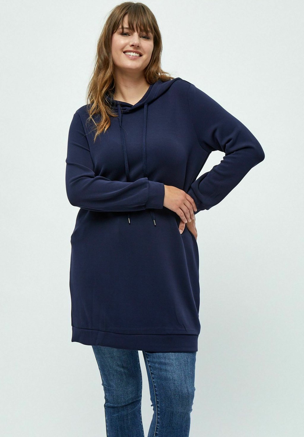 Повседневное платье CURVE PEPPERCORN, темно-синий
Повседневное платье CURVE PEPPERCORN, темно-синий